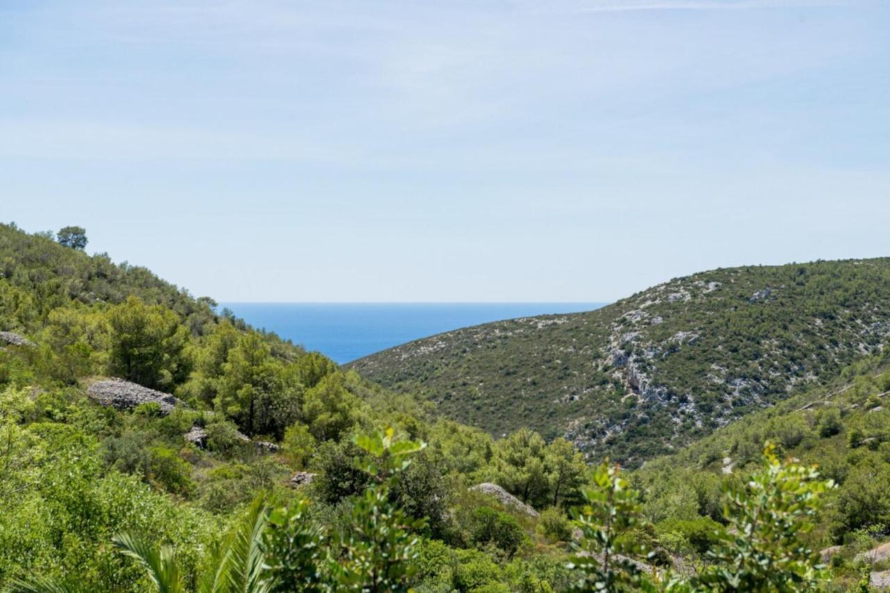 Rural House Pikola With Sea View On Vis Island Villa คอมีชา ภายนอก รูปภาพ